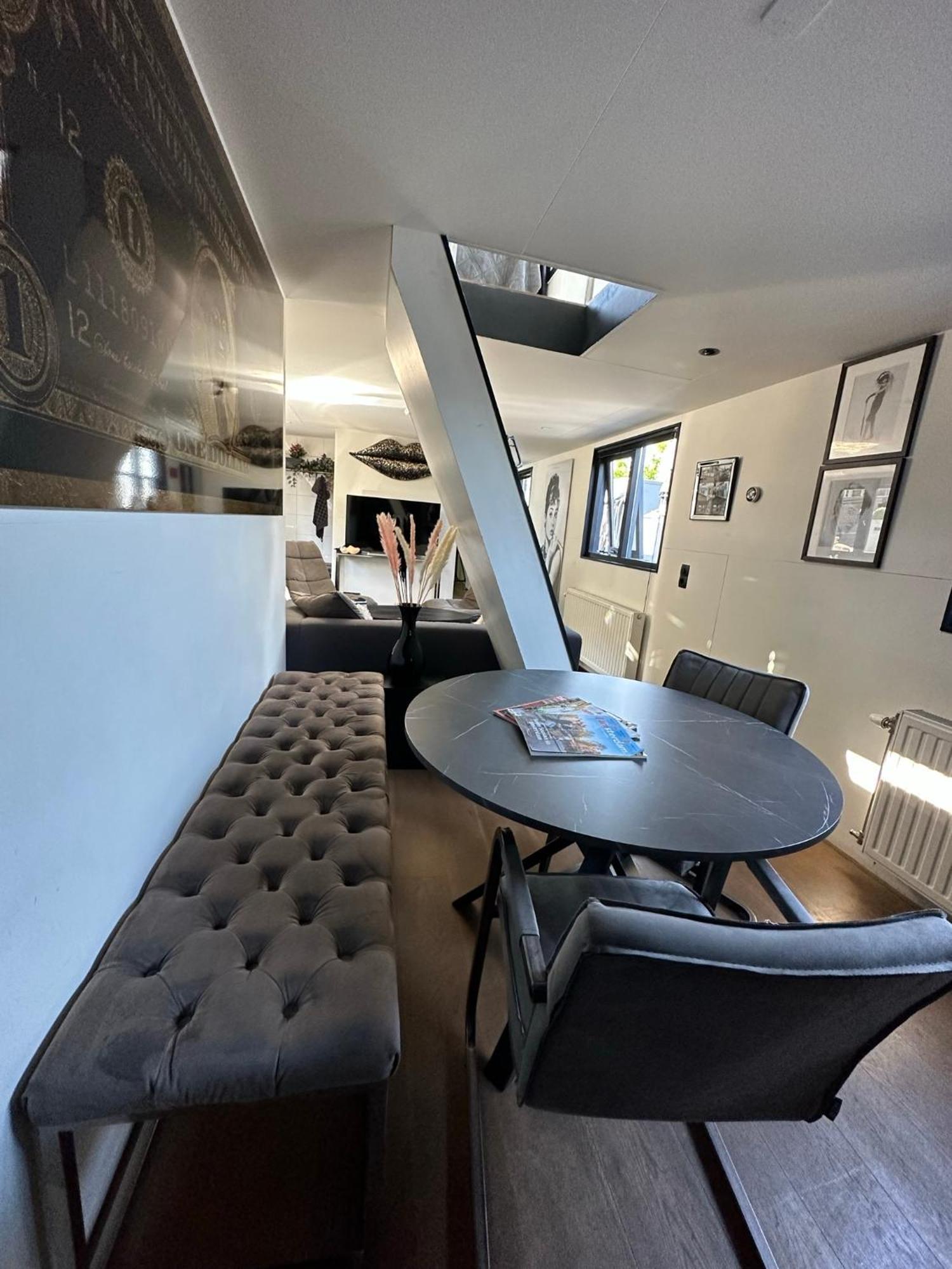 Houseboat-Amsterdam Bed & Breakfast エクステリア 写真
